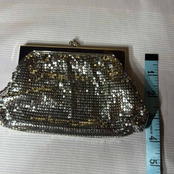 WHITING & DAVIS mesh clutch evening bag 🐈‍⬛